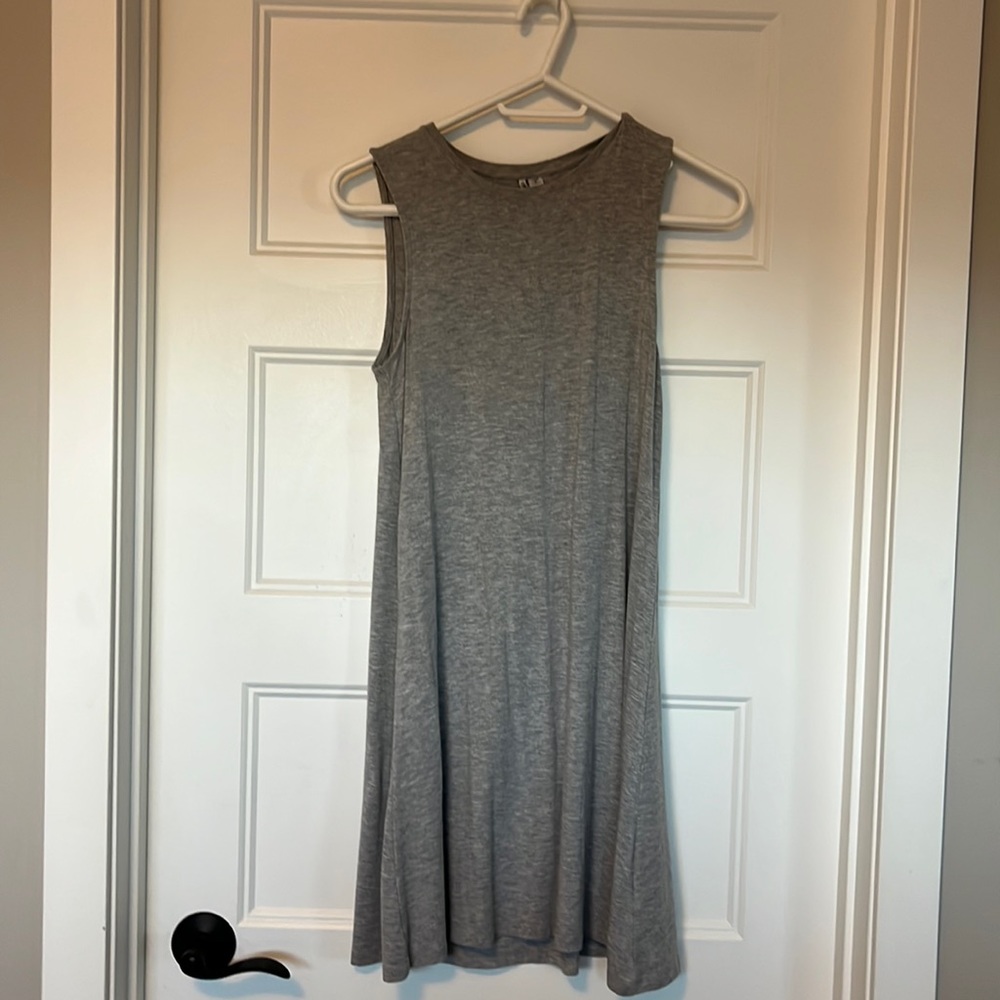 Extremely comfortable but classy crew neck dress